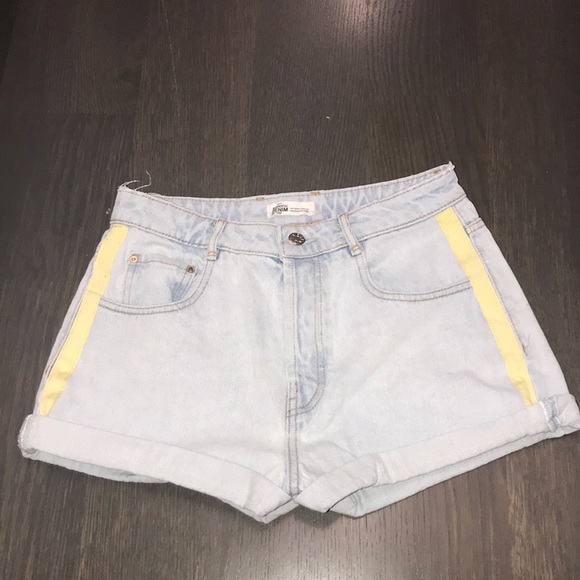 Zara shorts - Picture 1 of 2